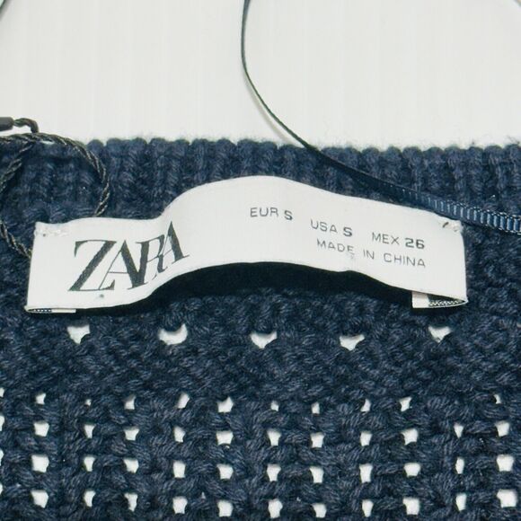 Zara Mixed Crochet Navy Blue Knit Sleeveless Top size S NWOT - Picture 6 of 7